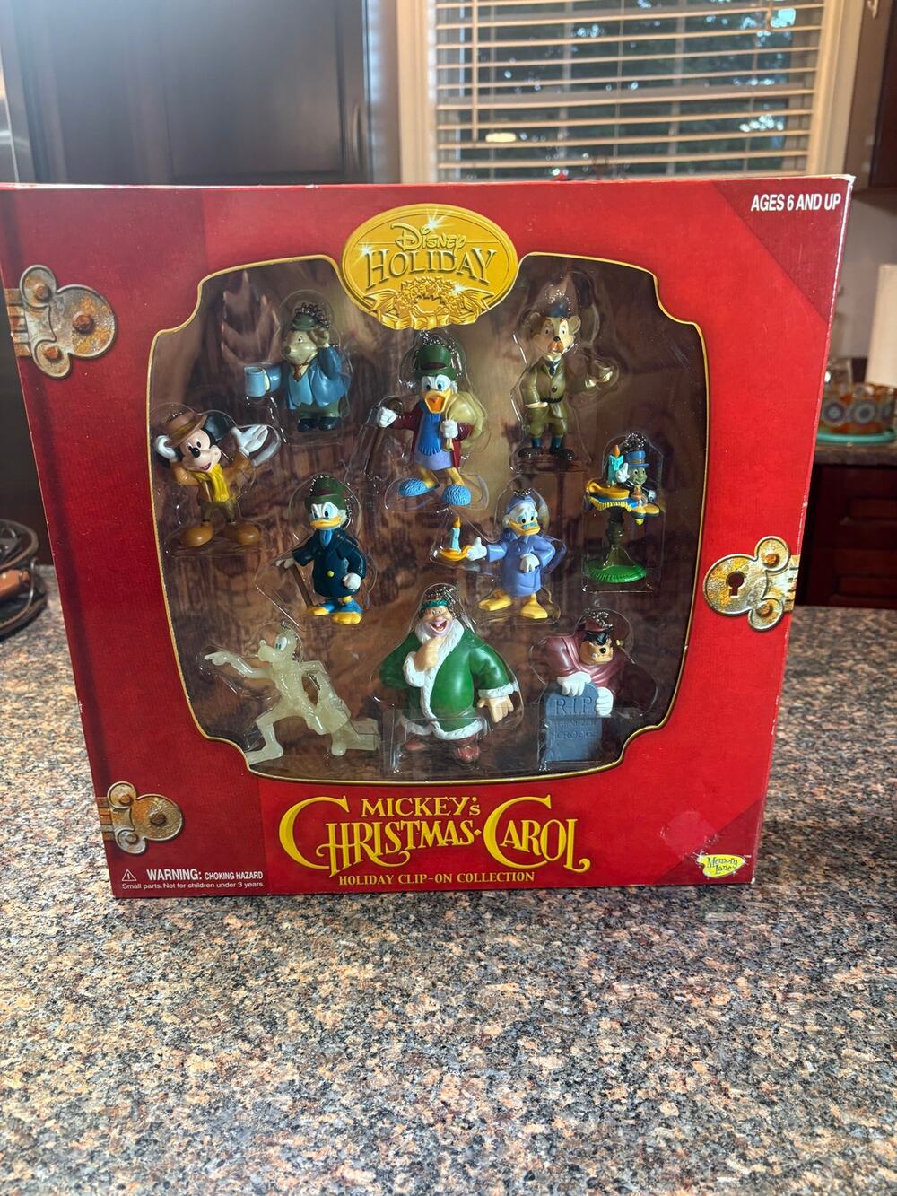 Mickey's Christmas Carol Disney Holiday 10 Clip On Figure Set 2003 Memory Lane